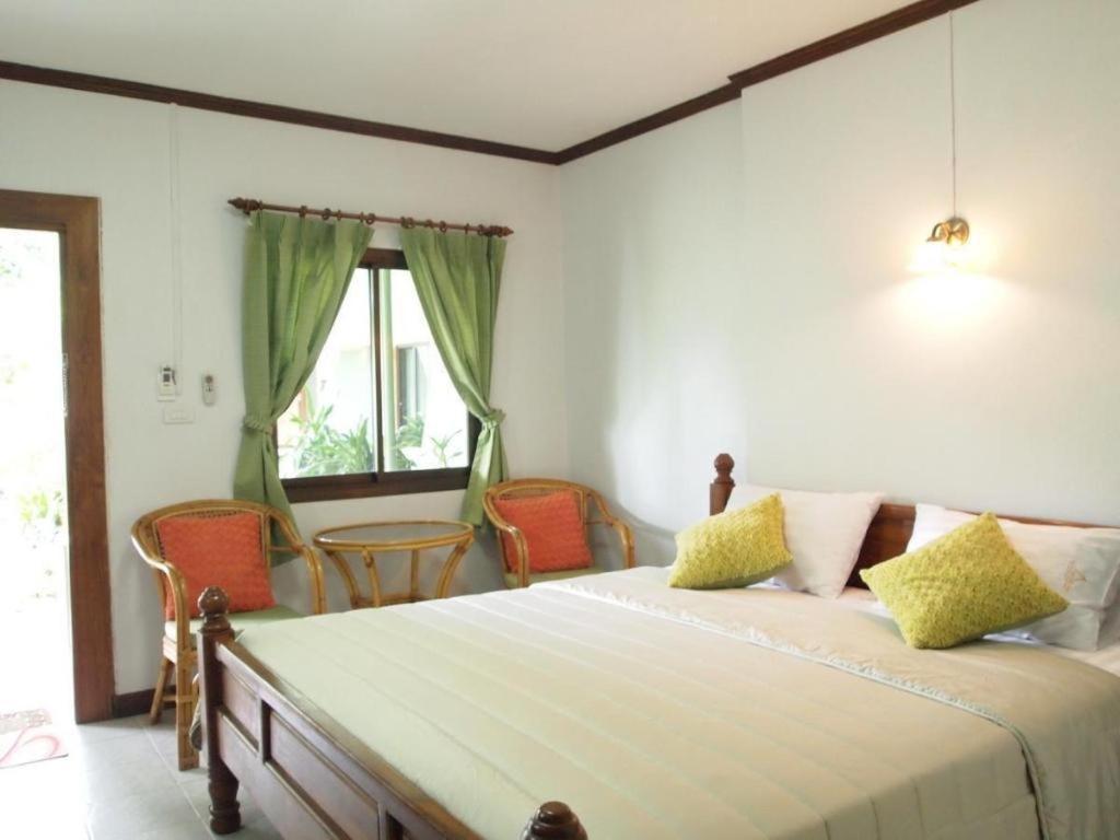 Baan Sala Lung Dam Hotel Bophut Kültér fotó