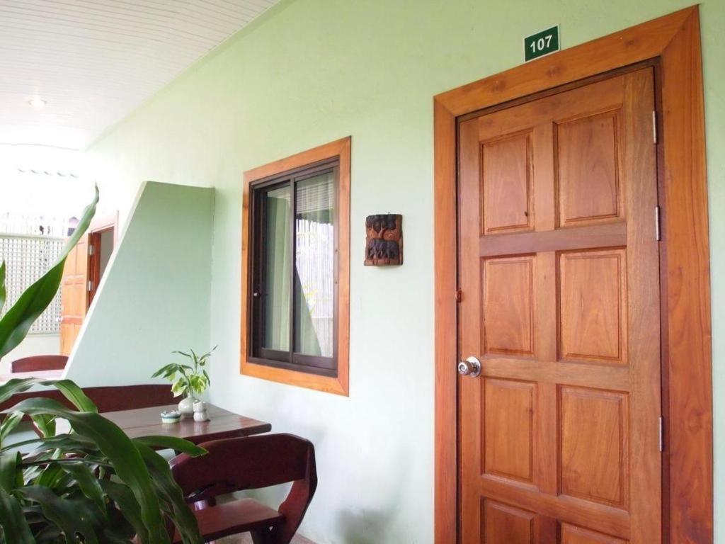 Baan Sala Lung Dam Hotel Bophut Kültér fotó